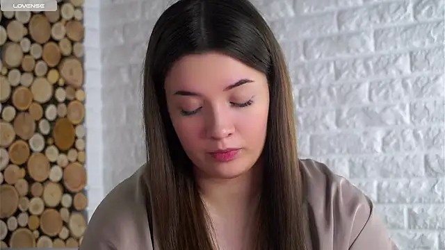 LowOncoming online show from 03/11/26, 01:55