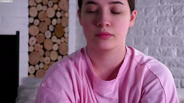 LowOncoming online show from 04/15/26, 02:07