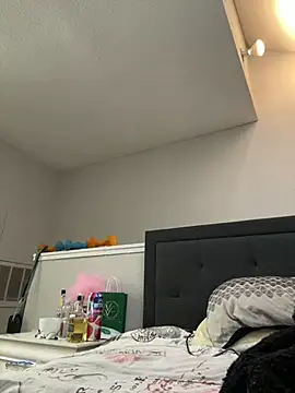 LillShayy online show from 02/13/25, 05:48