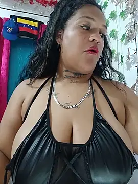 Snapshot of Michelle_Brito1 chatting on 05/16/26, 12:40 Michelle Brito1 online show from 05/16/26, 12:40