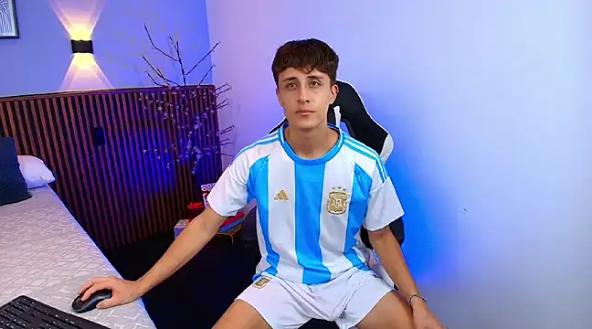 JoseloEvans online show from 01/01/25, 11:18