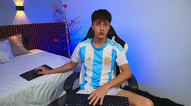 JoseloEvans online show from 03/15/25, 08:43