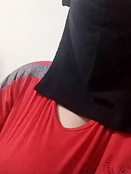 Snapshot of mohra30 chatting on 03/20/25, 12:11 mohra30 online show from 03/20/25, 12:11