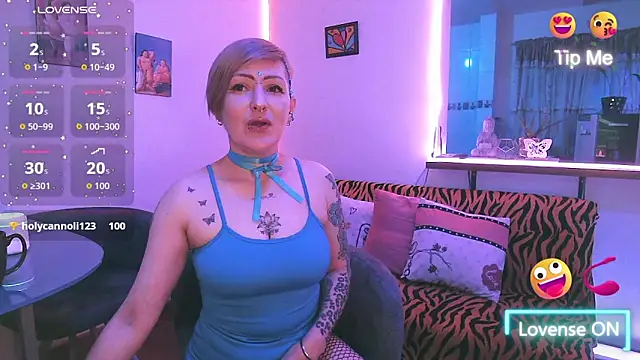 Maria fernandaxxx  online show from 11/11/25, 07:36