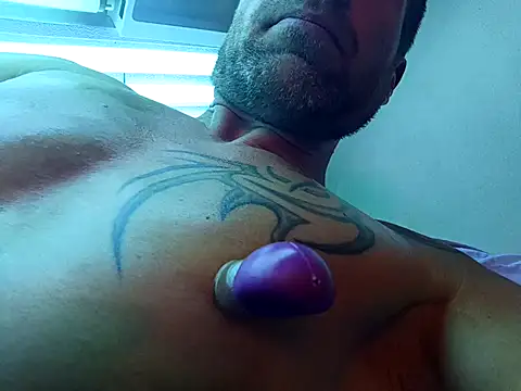 Timbojan28 online show from 02/15/26, 02:52