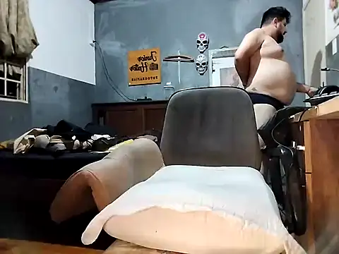 bumbumtatuado online show from 04/24/26, 01:52