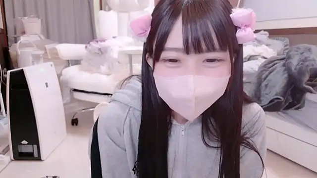 YUNOCHI nyanko online show from 12/29/24, 10:34