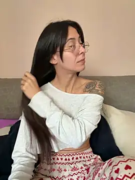 SOFIASWEETSECRETT online show from 11/09/25, 10:24