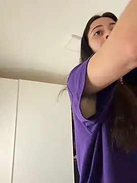 SOFIASWEETSECRETT online show from 02/09/26, 10:19