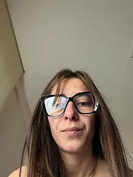 SOFIASWEETSECRETT online show from 03/06/26, 08:22