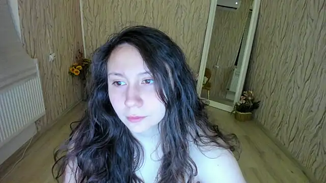 Snapshot of AishaRouhi chatting on 01/24/25, 03:22 AishaRouhi online show from 01/24/25, 03:22