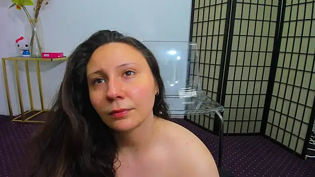 AishaRouhi online show from 03/19/26, 04:27