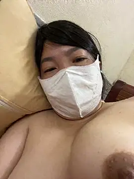 Hachi Sweetbabie  online show from 05/24/26, 11:21