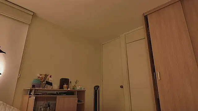 juanasnz99 online show from 04/11/26, 03:22