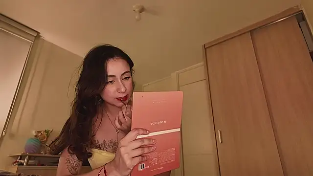 juanasnz99 online show from 05/22/26, 04:30