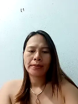 Snapshot of Baby-ladyass20 chatting on 01/01/25, 12:11 Baby-ladyass20 online show from 01/01/25, 12:11