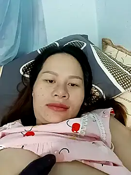 Snapshot of Baby-ladyass20 chatting on 01/01/25, 06:15 Baby-ladyass20 online show from 01/01/25, 06:15