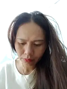 Snapshot of Baby-ladyass20 chatting on 12/18/25, 03:01 Baby-ladyass20 online show from 12/18/25, 03:01