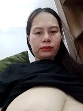 Snapshot of Baby-ladyass20 chatting on 04/22/26, 02:14 Baby-ladyass20 online show from 04/22/26, 02:14