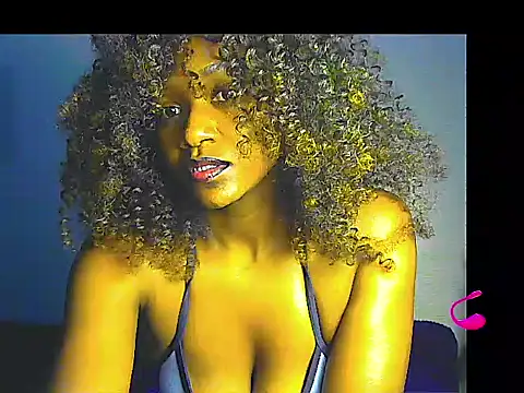 Snapshot of lilylovexx chatting on 05/08/26, 12:10 lilylovexx online show from 05/08/26, 12:10