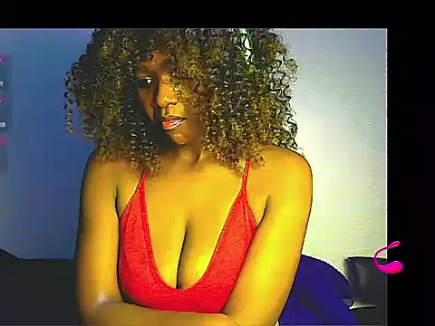 Snapshot of lilylovexx chatting on 06/02/26, 03:41 lilylovexx online show from 06/02/26, 03:41
