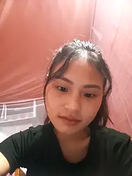 trieungoclnt online show from 10/29/25, 03:53