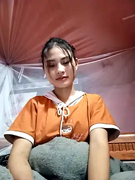 trieungoclnt online show from 11/12/25, 03:29