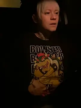 poussichienne online show from 02/25/26, 04:22