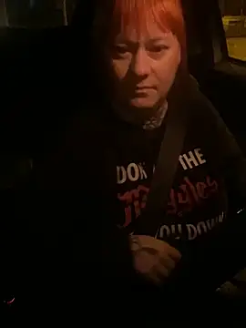 poussichienne online show from 03/06/26, 04:42