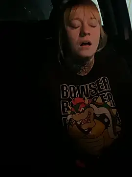 poussichienne online show from 04/21/26, 02:51