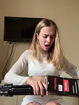 enjoy my beauty online show from 12/21/25, 06:42