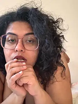 Snapshot of Curvydesifromgermany chatting on 02/03/25, 10:36 Curvydesifromgermany online show from 02/03/25, 10:36