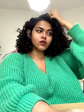 Snapshot of Curvydesifromgermany chatting on 09/29/25, 12:21 Curvydesifromgermany online show from 09/29/25, 12:21