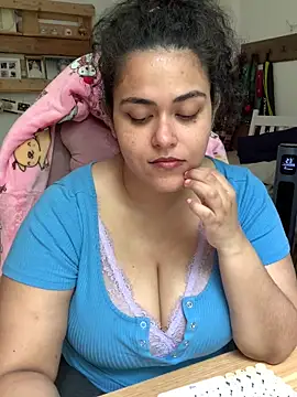 Snapshot of Curvydesifromgermany chatting on 06/02/26, 10:39 Curvydesifromgermany online show from 06/02/26, 10:39