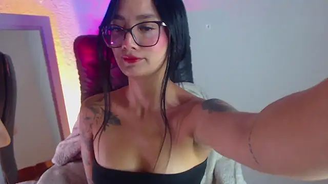 Snapshot of mariiana-diaz chatting on 05/20/26, 07:31 mariiana-diaz online show from 05/20/26, 07:31