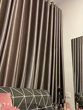 Snapshot of Almiraa68 chatting on 03/14/25, 03:14 Almiraa68 online show from 03/14/25, 03:14