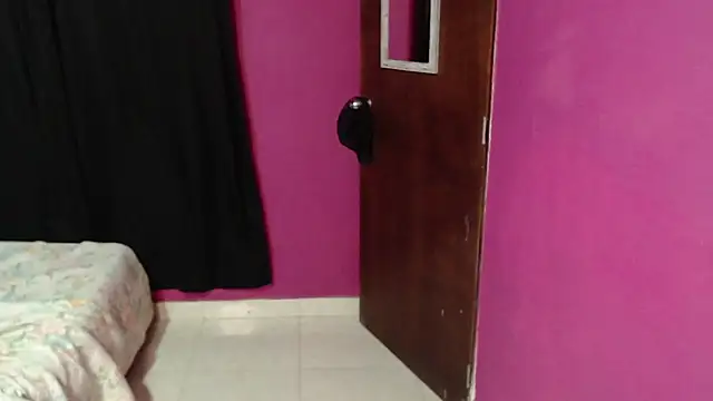 Snapshot of Lexsteel_fatcock1887 chatting on 01/26/25, 12:37 Lexsteel fatcock1887 online show from 01/26/25, 12:37