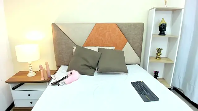 JennaCollins149 online show from 12/21/24, 08:10