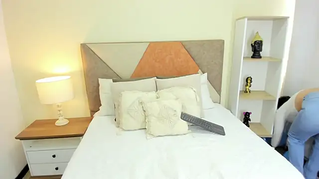 JennaCollins149 online show from 02/03/25, 05:14