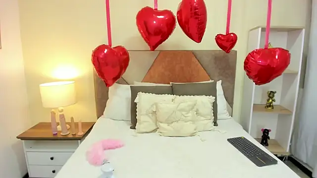 JennaCollins149 online show from 02/12/25, 07:24