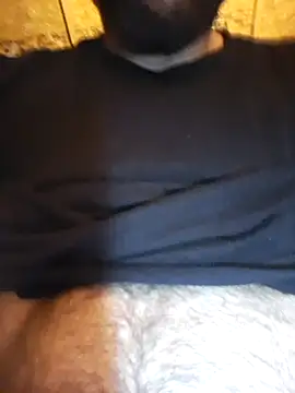 Snapshot of bigdickdaddy2184 chatting on 10/07/25, 10:12 bigdickdaddy2184 online show from 10/07/25, 10:12