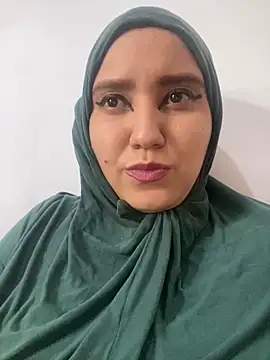 Snapshot of hannahayat chatting on 12/31/24, 03:20 hannahayat online show from 12/31/24, 03:20