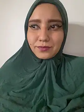 Snapshot of hannahayat chatting on 01/03/25, 09:05 hannahayat online show from 01/03/25, 09:05