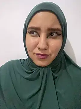 Snapshot of hannahayat chatting on 01/05/25, 12:31 hannahayat online show from 01/05/25, 12:31