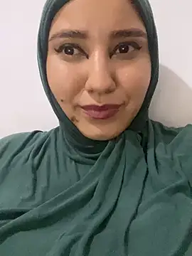 Snapshot of hannahayat chatting on 01/17/25, 02:50 hannahayat online show from 01/17/25, 02:50