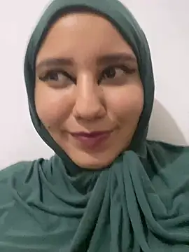 Snapshot of hannahayat chatting on 01/18/25, 02:25 hannahayat online show from 01/18/25, 02:25