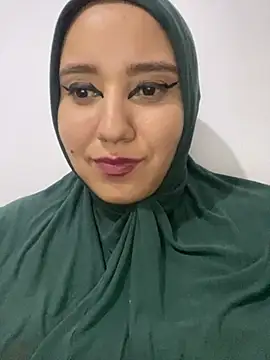 Snapshot of hannahayat chatting on 02/01/25, 01:34 hannahayat online show from 02/01/25, 01:34