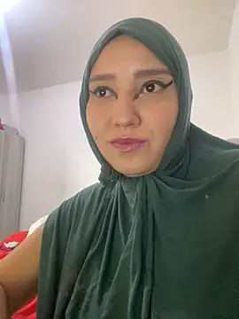 Snapshot of hannahayat chatting on 09/22/25, 12:40 hannahayat online show from 09/22/25, 12:40