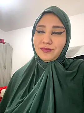 Snapshot of hannahayat chatting on 09/24/25, 02:53 hannahayat online show from 09/24/25, 02:53