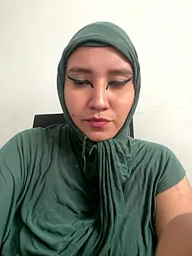 Snapshot of hannahayat chatting on 01/07/26, 09:17 hannahayat online show from 01/07/26, 09:17